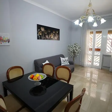 דירה Big Flat Metro C *